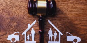 Ograniczenie a pozbawienie władzy rodzicielskiej – różnice i przesłanki